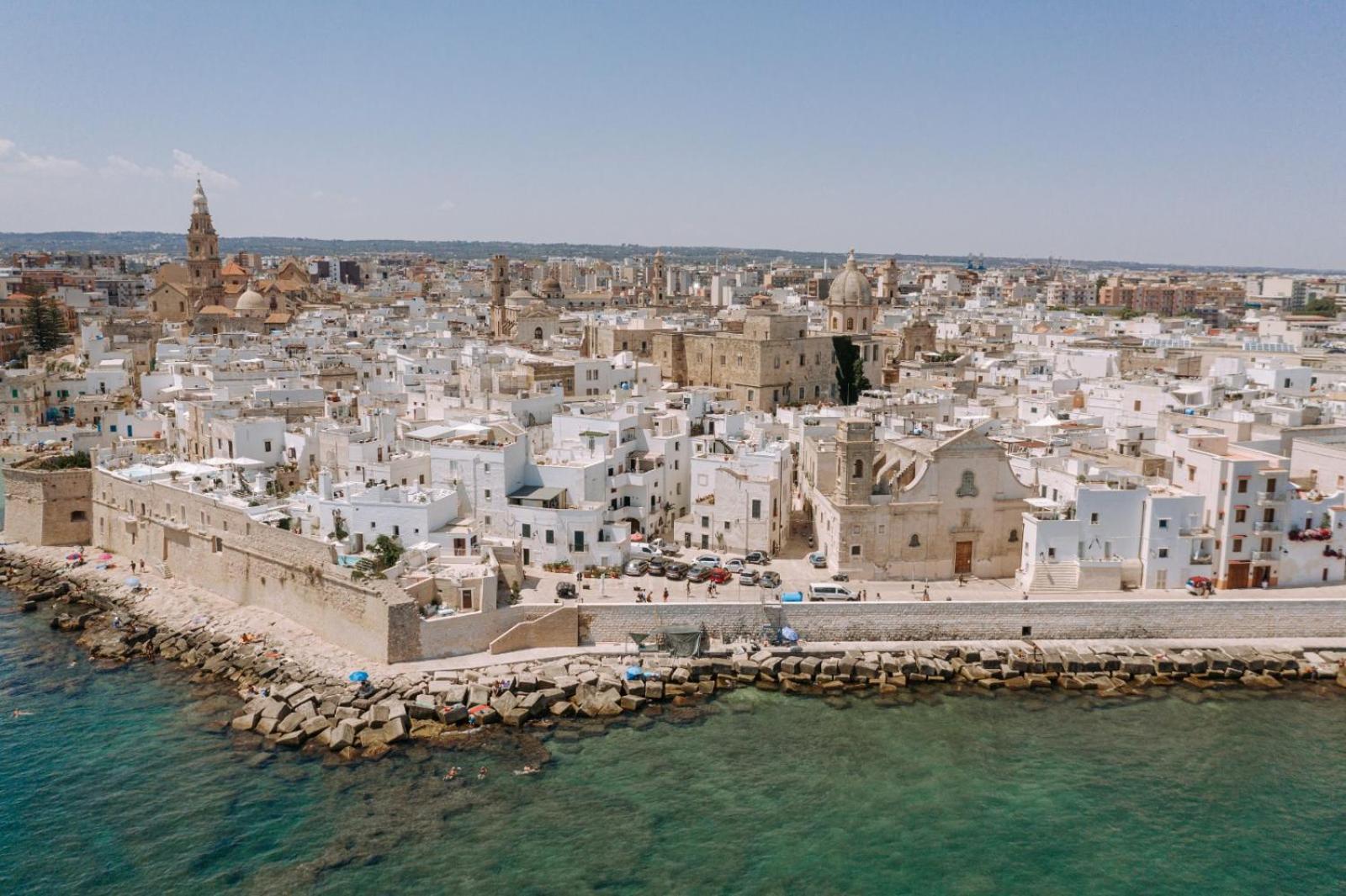Le Contrade Di San Salvatore Monopoli Luaran gambar